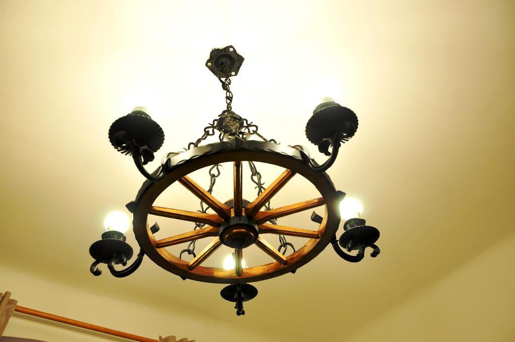 Traditional Slovak Apartment Bratislava Bagian luar foto